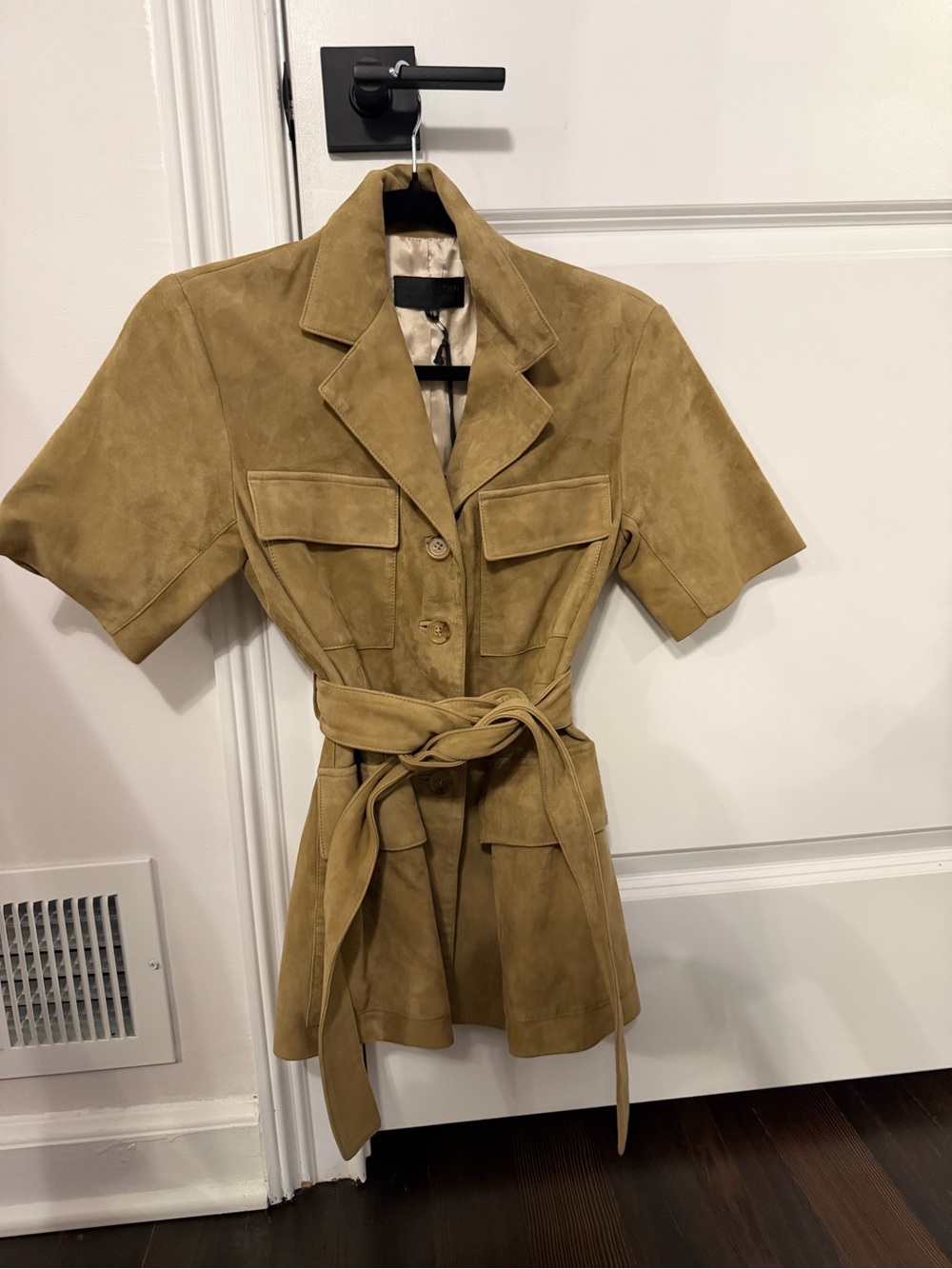 NWT Nili Lotan Victoire Beige Lambskin Suede Belted Safari Jacket XS